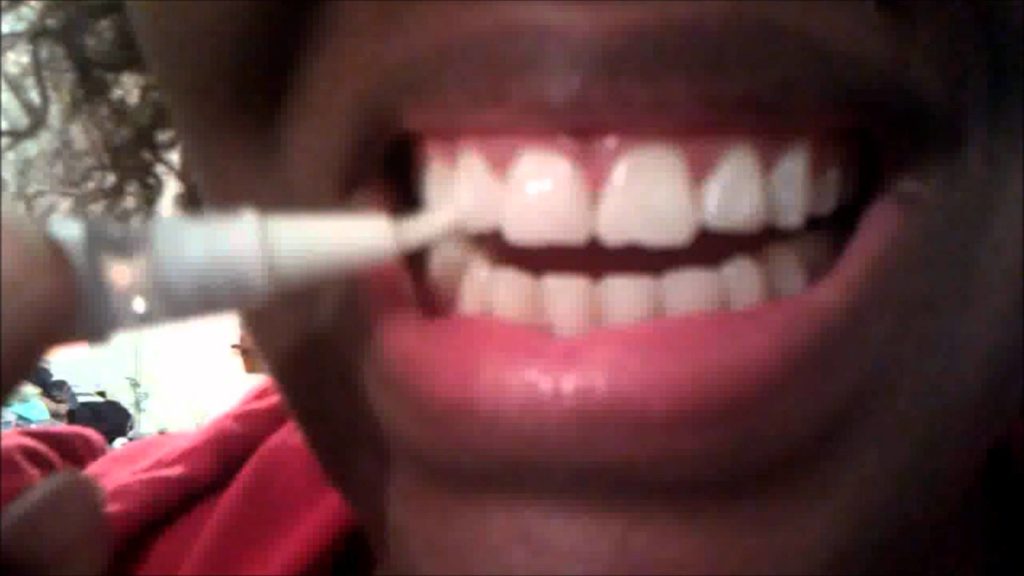 DoItYourself Deep Cleaning Your Teeth