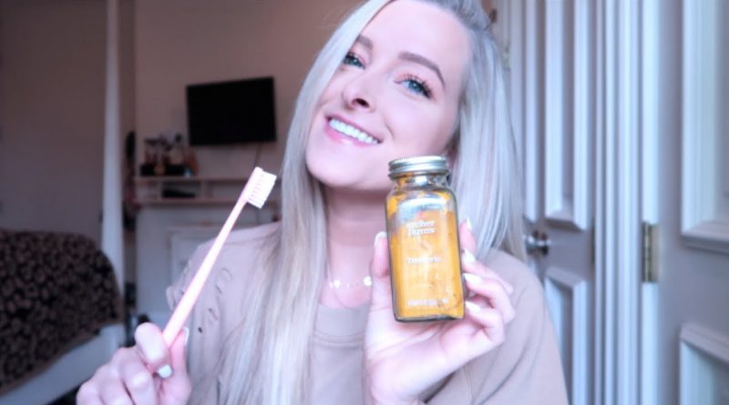 I brushed my teeth with turmeric for a week & this is what happened