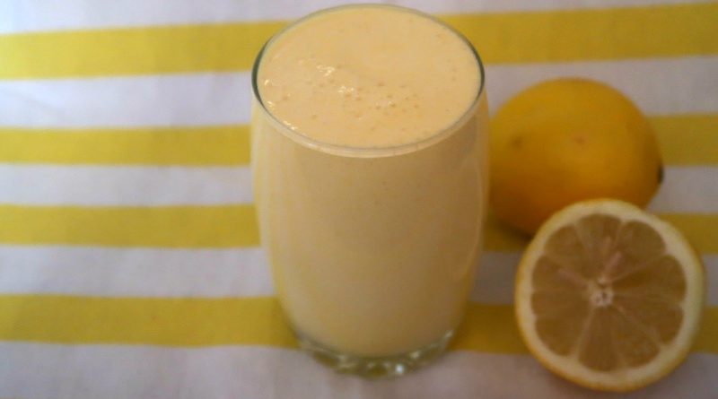 Lemon Superfood Smoothie Recipe | Easy Low Carb Smoothies