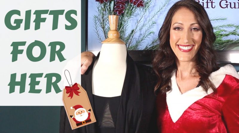 7 Head-to-Toe Christmas Gift Ideas for Her | 2019 Christmas Holiday Gift Guide for Women