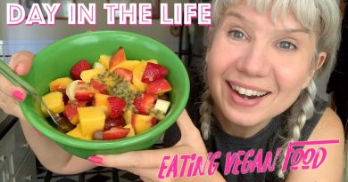 Day of Eating Vegan at Home: Cooking, Animal Visits, Beach Sunset & More!