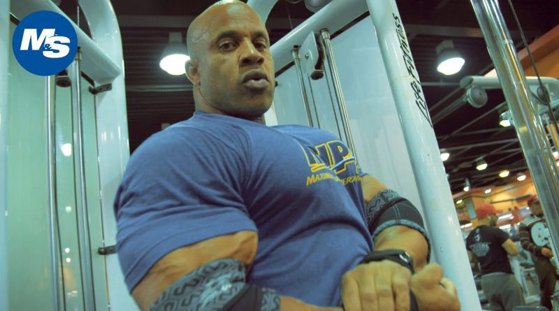 Victor Martinez's Bodybuilding Chest Workout