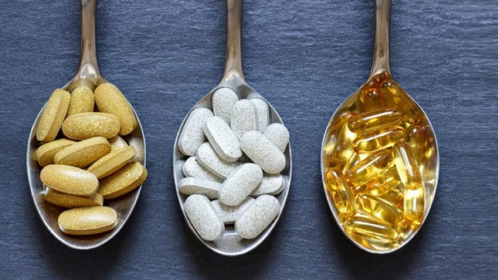 3 SUPPLEMENTS YOU SHOULD BE TAKING DAILY TO STAY HEALTHY – Man-Health ...