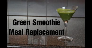 Easy Fast Green Smoothie for Meal Replacement
