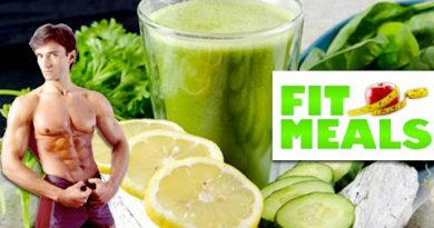 HEALTHY 'LEAN & GREEN' SMOOTHIE RECIPE | Fit Meals #1