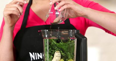 Green Smoothie Recipe by Ninja Ultima™ Blender | Lean Green Ninja