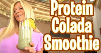 Protein Colada Smoothie- a Healthy Tropical Delight