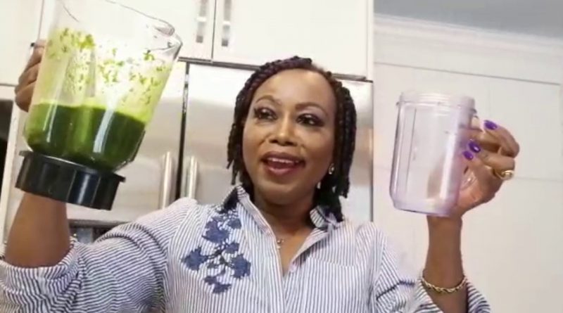 HOW TO MAKE GREEN SMOOTHIE FOR FAST SKIN BRIGHTER AND FAST WEIGHT LOST