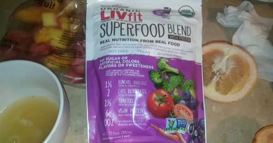 Review on The Organic LIVfit Superfood Protein Blend/Making a smoothie/Organic Apple Cider Vinegar.