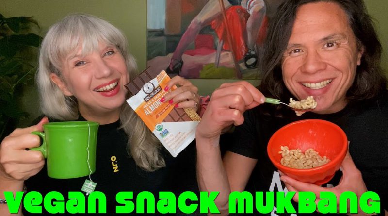 Chill With Us: Vegancuts Snacks Unboxing, Mukbang & Review