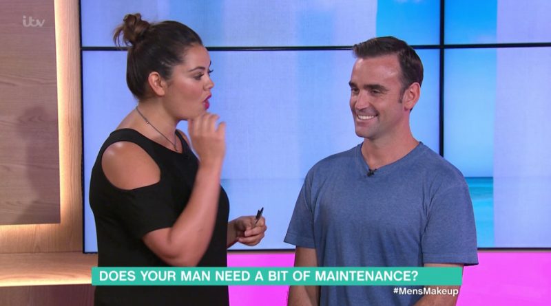 Male Grooming - Moisturiser And Eyebrows | This Morning