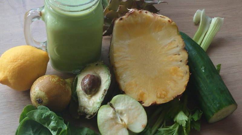 How To Make Mega Green Smoothie #StayHome