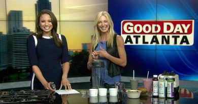 Healthy breakfast superfood smoothie with Tammy Stokes