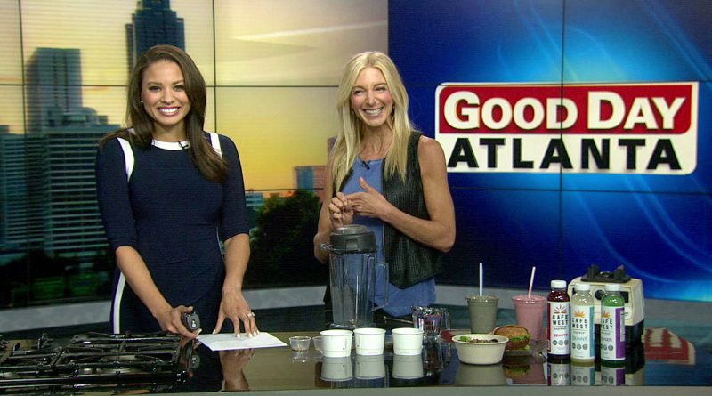 Healthy breakfast superfood smoothie with Tammy Stokes