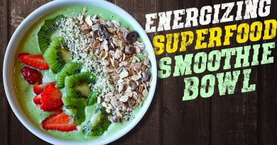 The Most Healthy Superfood Smoothie Bowl Ever Created | Tiger Fitness