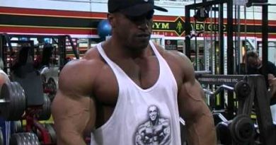 IFBB Pro Bodybuilder Dennis James - Muscletime Titans Part 1